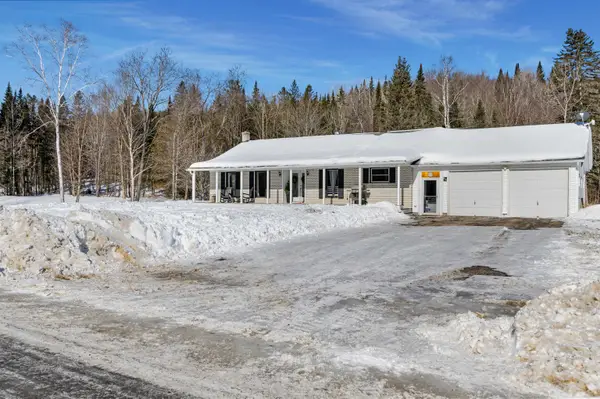 438 Canaan Hill Road, Canaan, VT 05903