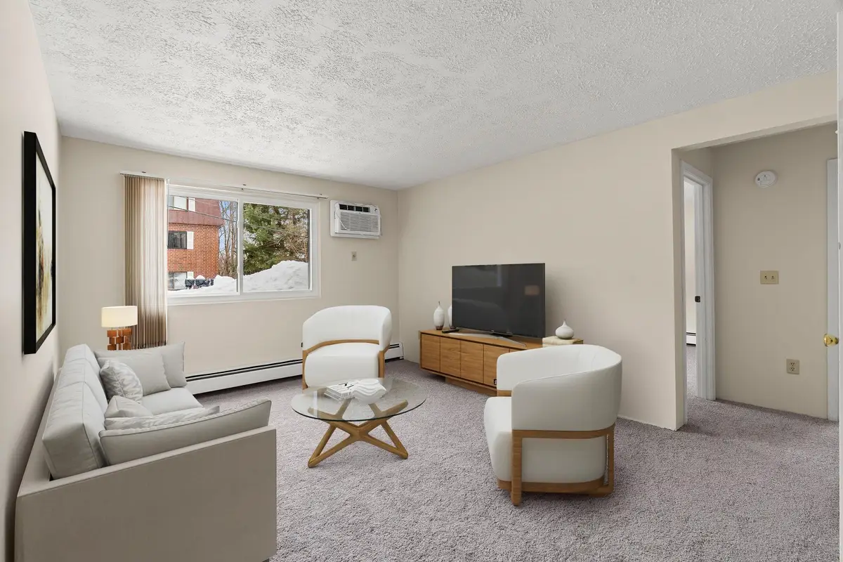 555 Calef Road #1, Manchester, NH 03103 - #1