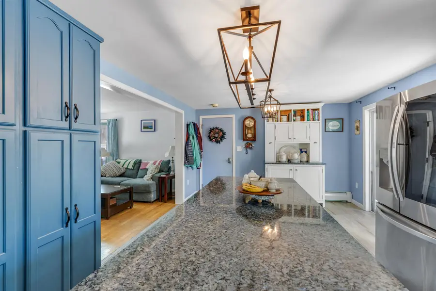 17 Cottage Circle, West Lebanon, NH 03784 - #3