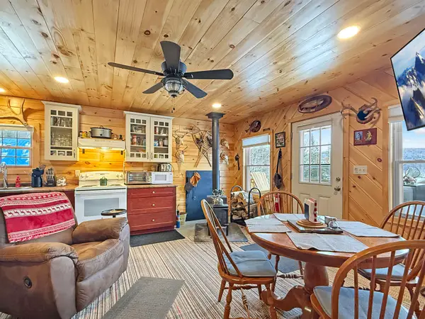 378 Reservoir Road, Canaan, VT 05903