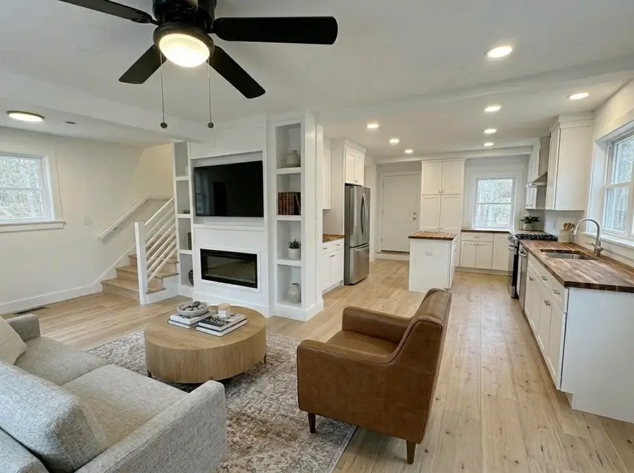 27  A Street, Franklin, NH 03235 - #2