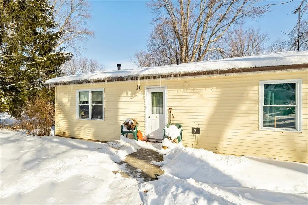 91 Hathaway Inn Drive, Saint Albans, VT 05478 - #1