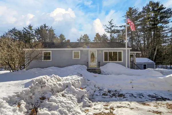 219 Rattlesnake Hill Road, Auburn, NH 03032