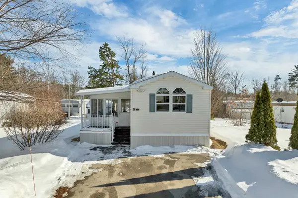 17 Trade Wind Lane, Rochester, NH 03835