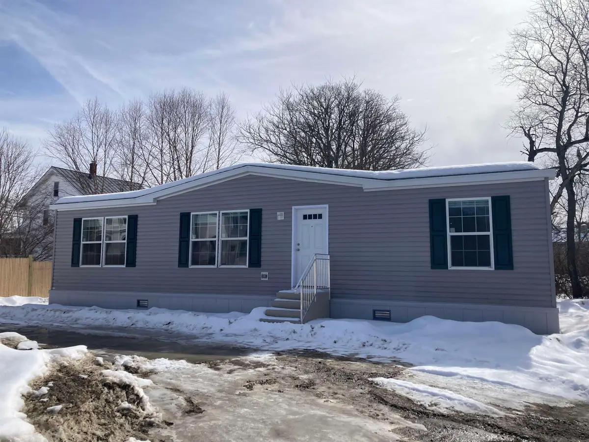 40 School Street, Canaan, NH 03741 - #1