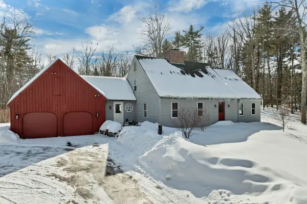 11 Birch Ledge Road, Meredith, NH 03253