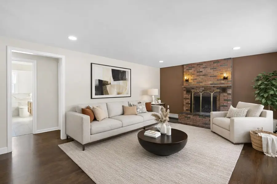 19 Auburn Road, Londonderry, NH 03053 - #2