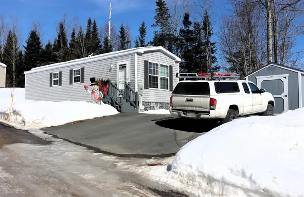 12 Victoria Lane, Berlin, NH 03570