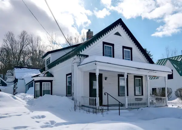 11 Pleasant Street, Ludlow, VT 05149