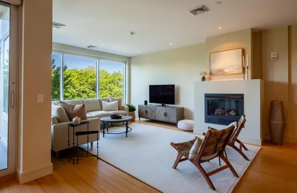 35 Cherry Street #302, Burlington, VT 05401