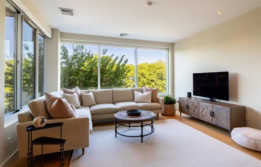 35 Cherry Street #302, Burlington, VT 05401 - #3