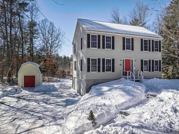319 Old Concord Turnpike, Barrington, NH 03825