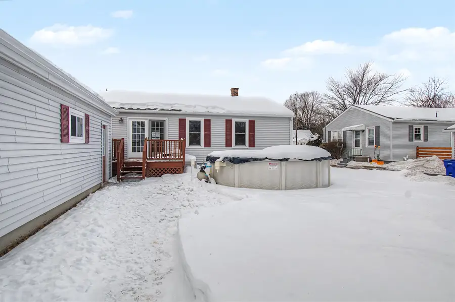 9 Cherokee Avenue, Essex Junction, VT 05452 - #3