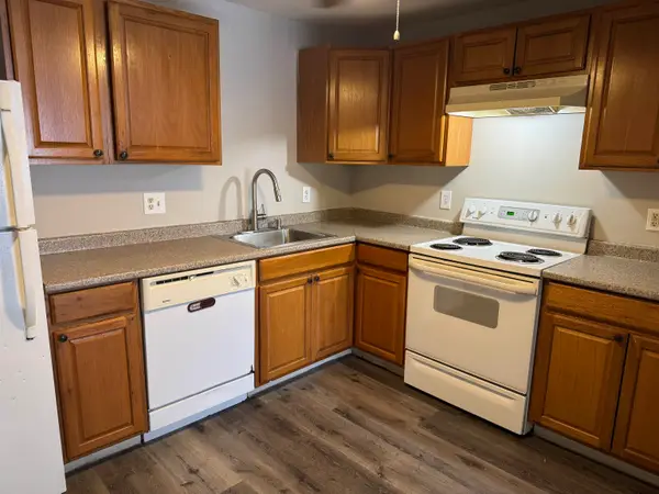 12 E Side Drive #402, Concord, NH 03301