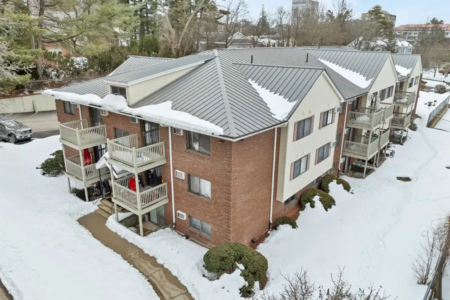 31 Andrew Street #19, Manchester, NH 03104 - #3