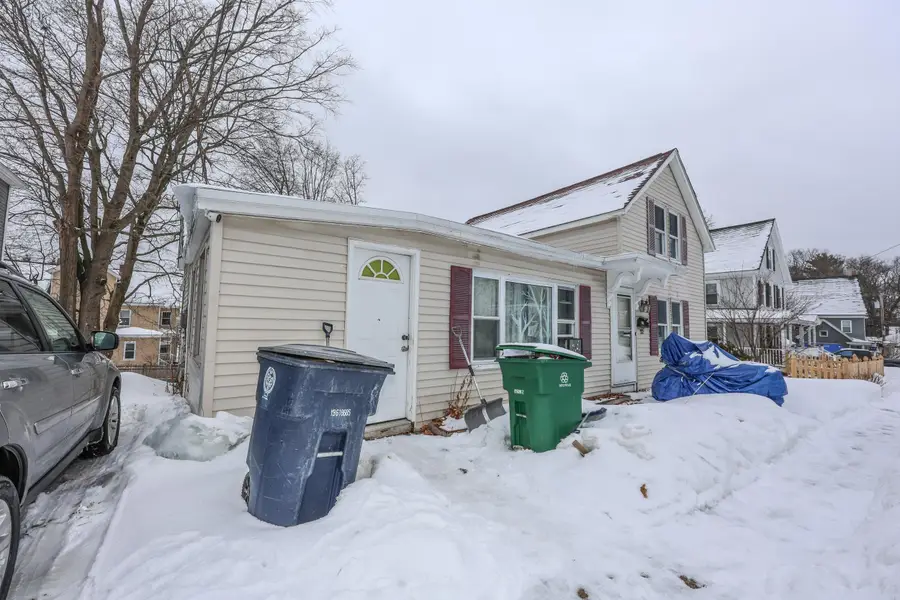 32 Norton Street, Nashua, NH 03064 - #3