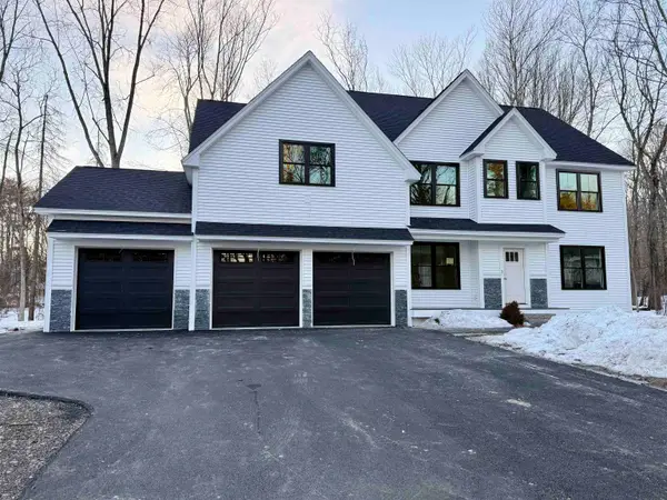 5 Highland Avenue, Salem, NH 03079