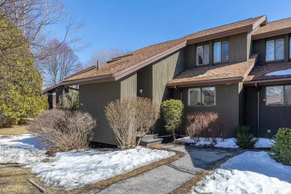 94 Murray Hill Woods Road #64, Manchester, VT 05255