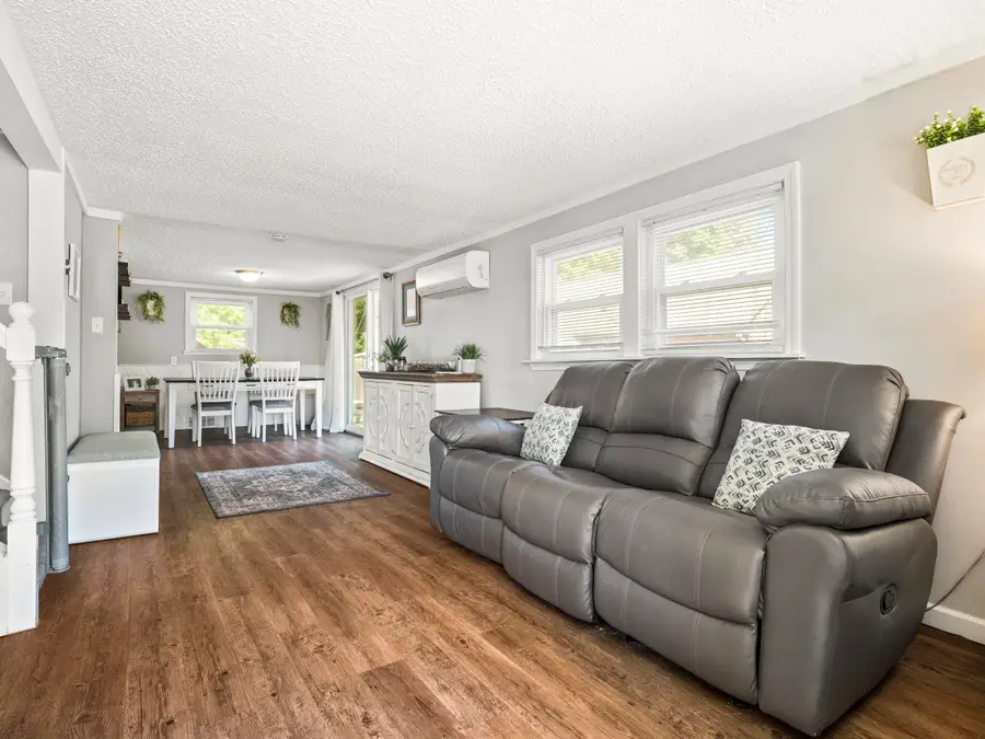 12 Field Avenue, Salem, NH 03079 - #3