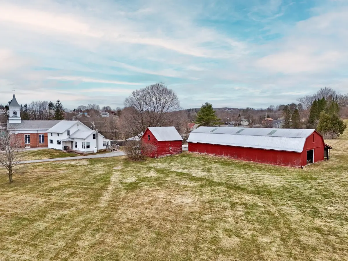 2 River Road, Fairfax, VT 05454 - #1