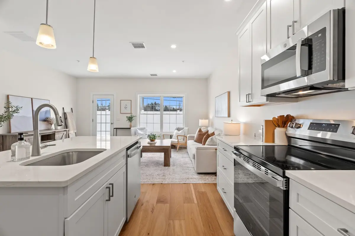 15 Suffolk Drive #7, Concord, NH 03303 - #1