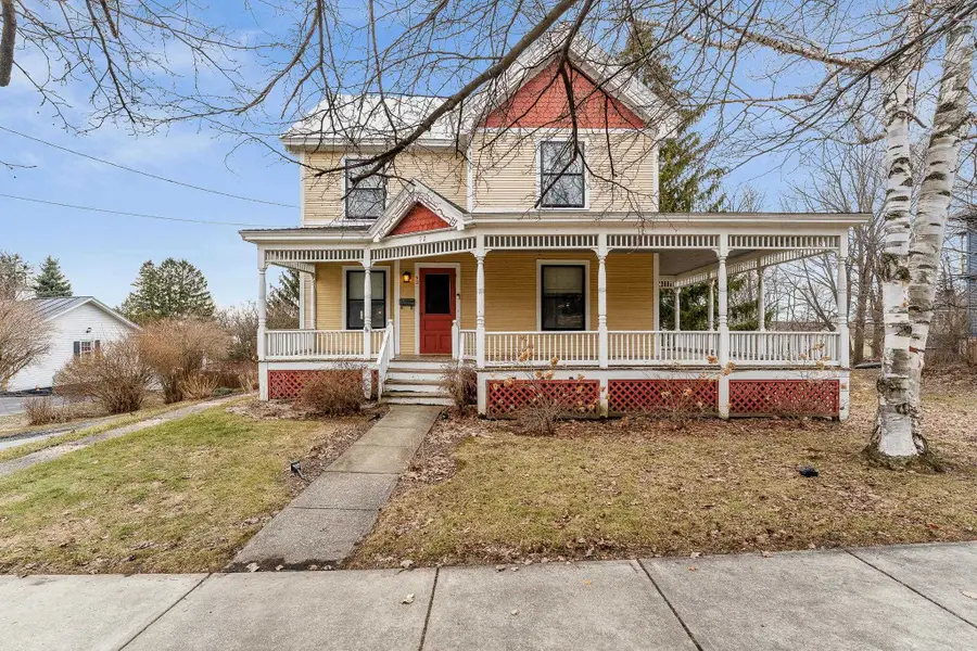 92 High Street, Saint Albans, VT 05478 - #2