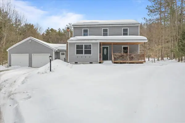 83 Deer Run Lane, Westford, VT 05494