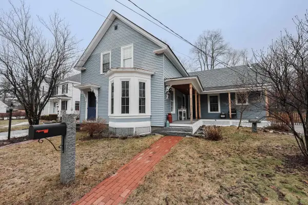 38 Oak Street, Milford, NH 03055
