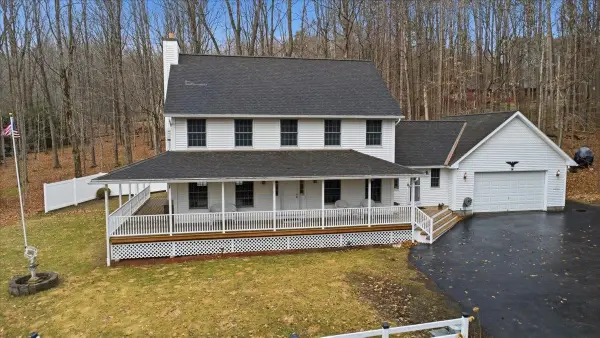 32 Cortland Lane, Bennington, VT 05201