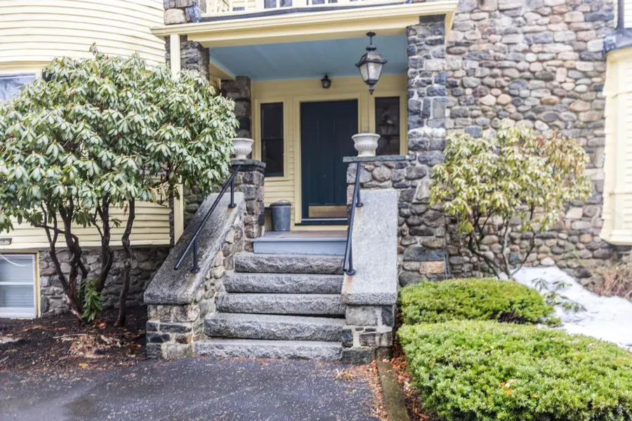 889 South Street #4, Portsmouth, NH 03801 - #3