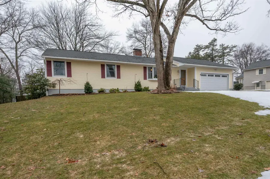 9 Rugby Road, Nashua, NH 03063 - #2