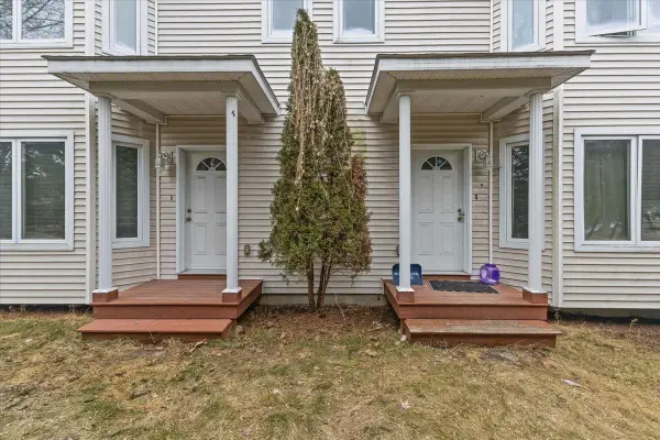 4 Brickyard Road #4E & 4W, Essex Junction, VT 05452