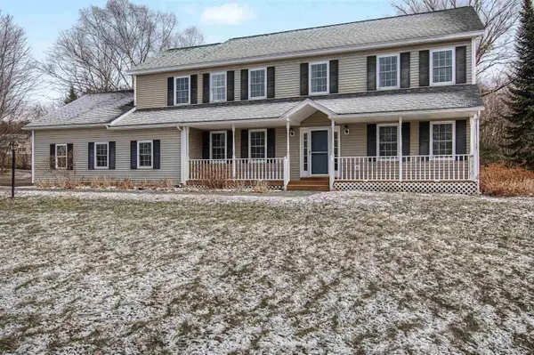 264 Lake Brook Drive, Georgia, VT 05478