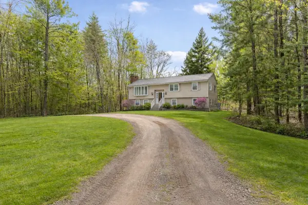 28 Spring Road, Amherst, NH 03031