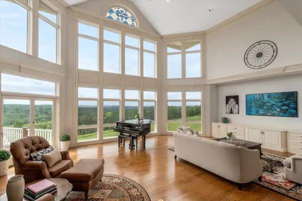 64 Sterling Place, Bow, NH 03304