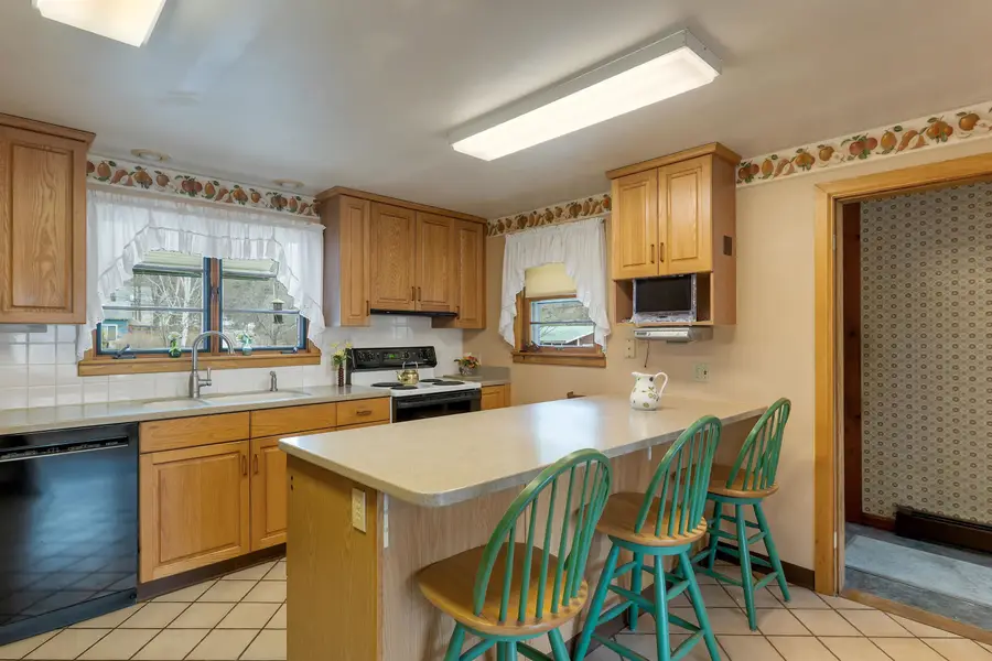 136 George Street, Keene, NH 03431 - #2