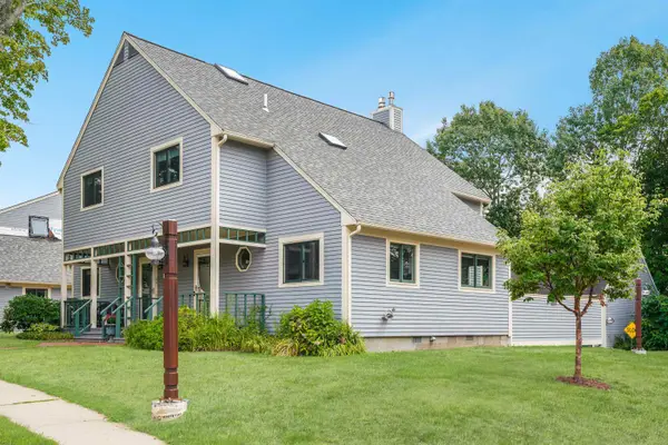 82 Spinnaker Way, Portsmouth, NH 03801