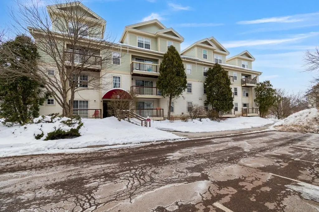 382 Hildred Drive, Burlington, VT 05401 - #1