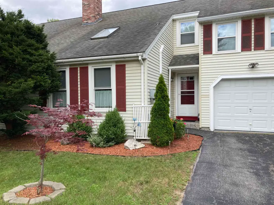 6 Karen Lane #B, Londonderry, NH 03053 - #2