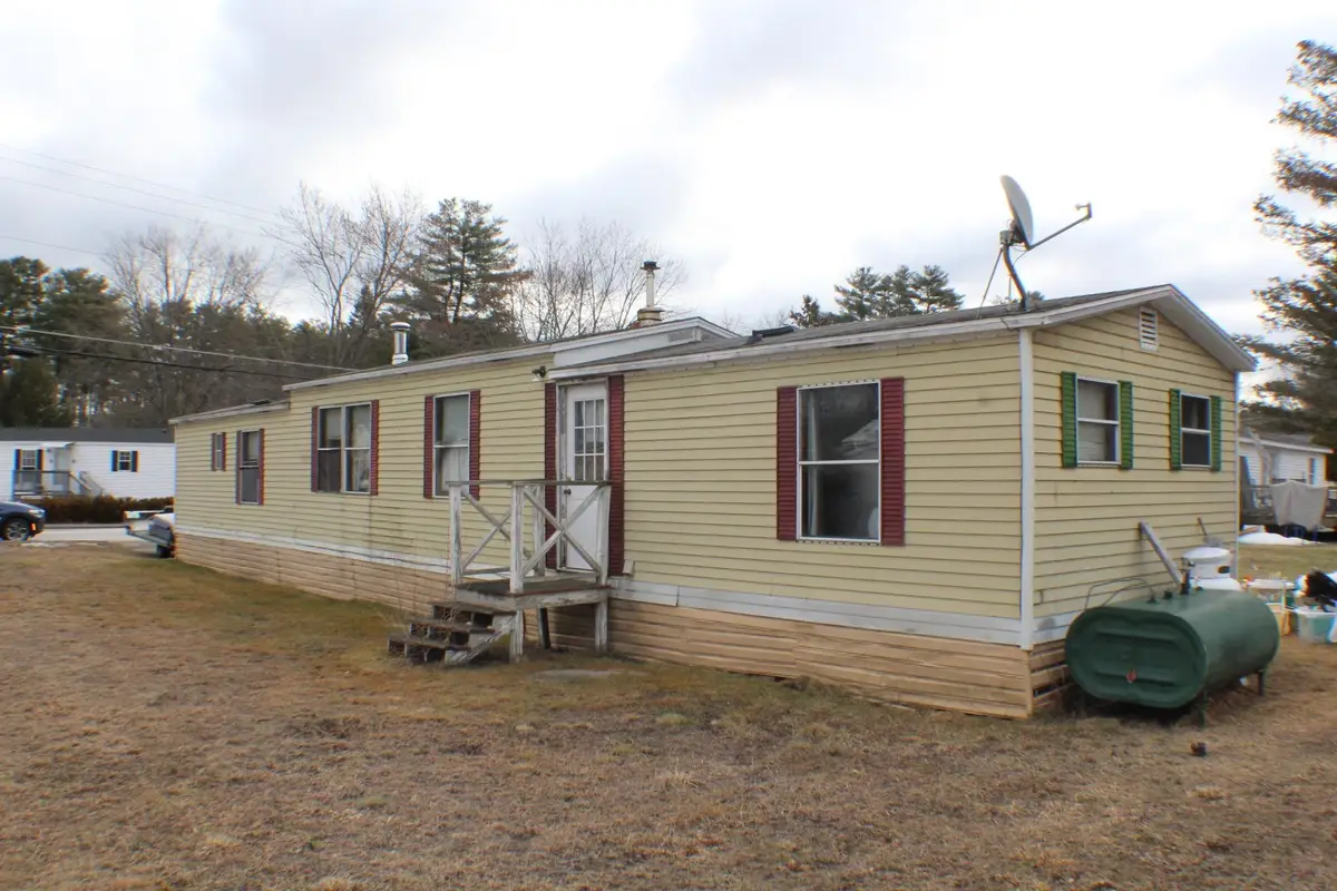 5 Parkwood Drive, Allenstown, NH 03275 - #1