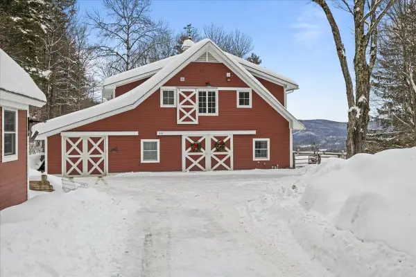 1016 Kew Vasseur Road, Fayston, VT 05660