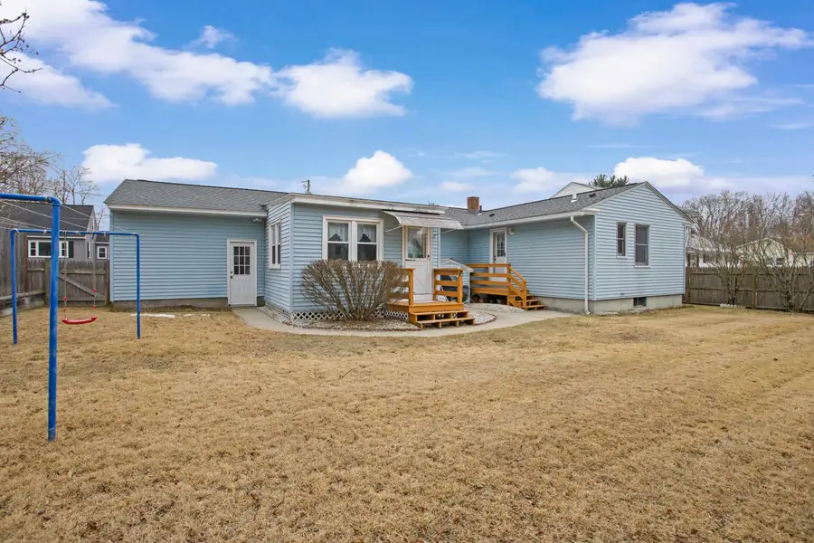 30 Cliff Street, Manchester, NH 03103 - #3