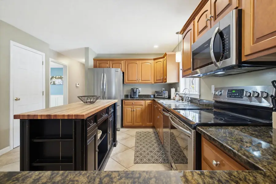 43 Hampshire Hills Drive, Bow, NH 03304 - #3