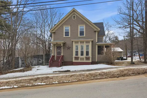 208 Academy Street, Laconia, NH 03246