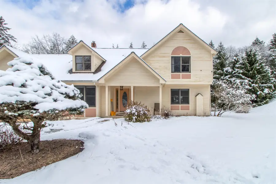 322 Farmer Drive, Saint Johnsbury, VT 05819 - #3