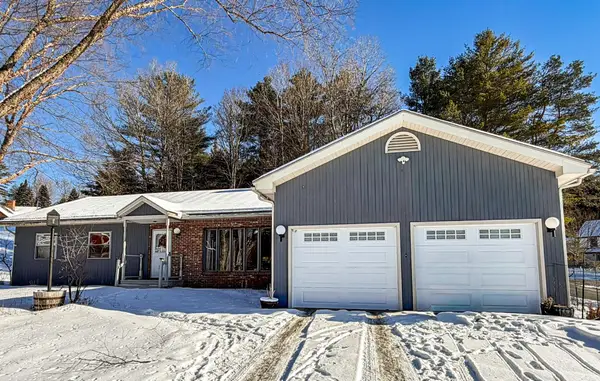 394 Farmer Drive, St. Johnsbury, VT 05819