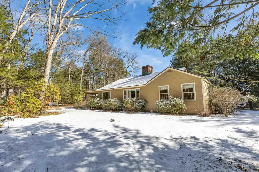 28 Wendover Way, Bedford, NH 03110 - #3