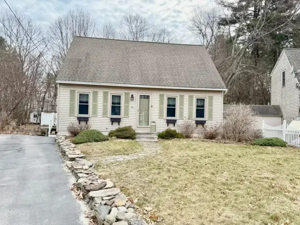 11 Linden Street, Hudson, NH 03051