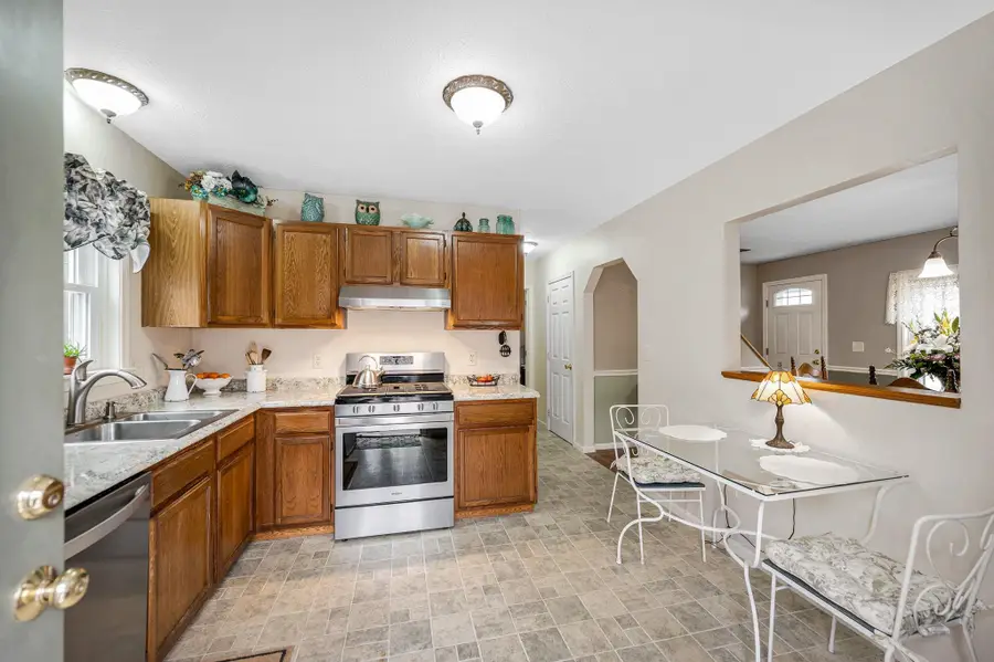 11 Linden Street, Hudson, NH 03051 - #2