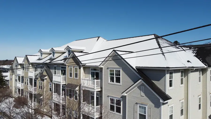 61 Pearl Street #33, Essex Junction, VT 05452 - #3